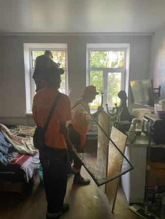 Новини Харкова: усувають наслідки російських обстрілів